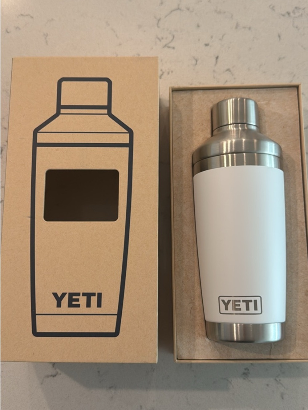 NIB Custom Yeti Rampler Shaker 20oz